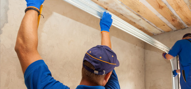 commercial overhead garage door repair in Eustis